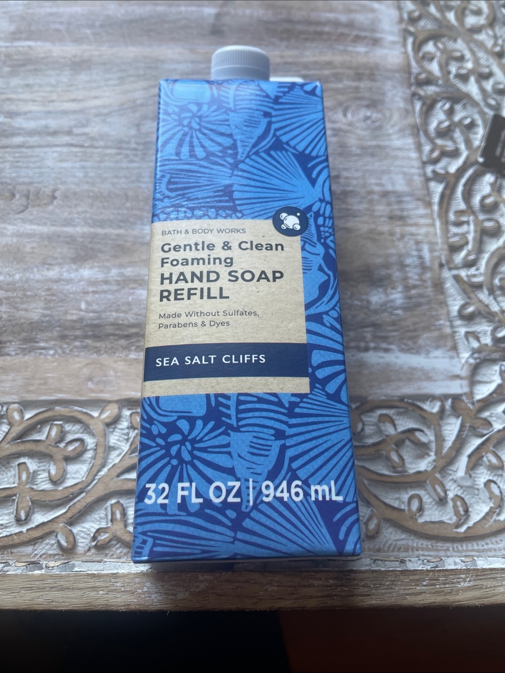Bath & Body Works Sea Salt Cliffs Foaming Hand Soap Refill - Blue